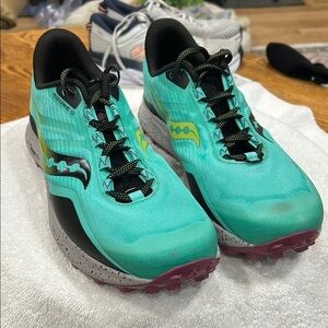 Saucony Peregrine-12 Running Shoe Womens 10.5 Mint Green Trail Sneaker S10737-26